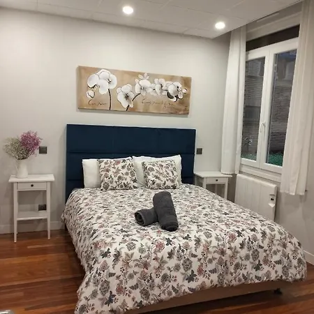 Guggenheim Riverview Hbi01297 Estalagem Bilbau