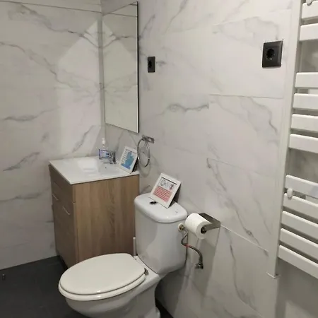 Estalagem Guggenheim Riverview Hbi01297 *