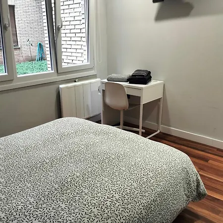 Guggenheim Riverview Hbi01297 Estalagem Bilbau