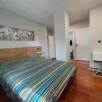 Inn Guggenheim Riverview Hbi01297 Bilbao