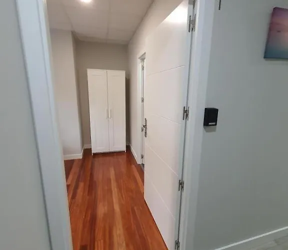 Πανδοχείο Guggenheim Riverview Hbi01297