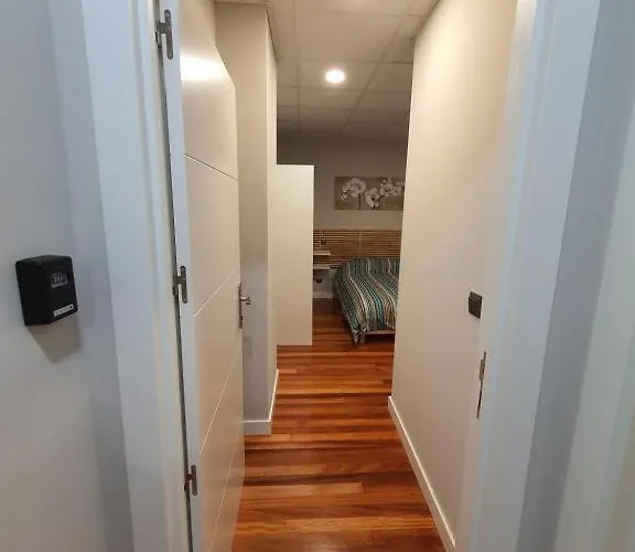 Πανδοχείο Guggenheim Riverview Hbi01297 *