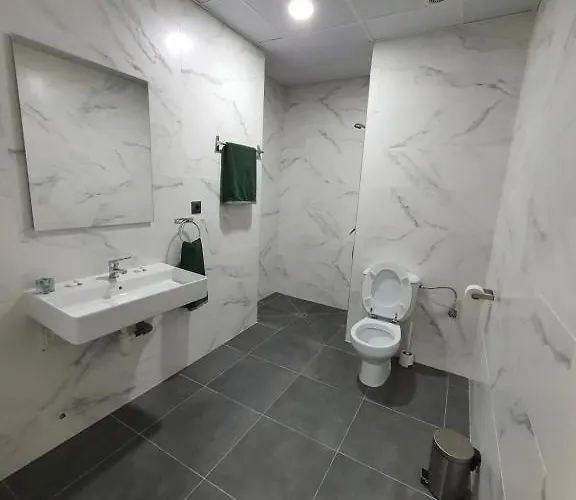 Guggenheim Riverview Hbi01297 *