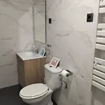 Gasthof Guggenheim Riverview Hbi01297 *